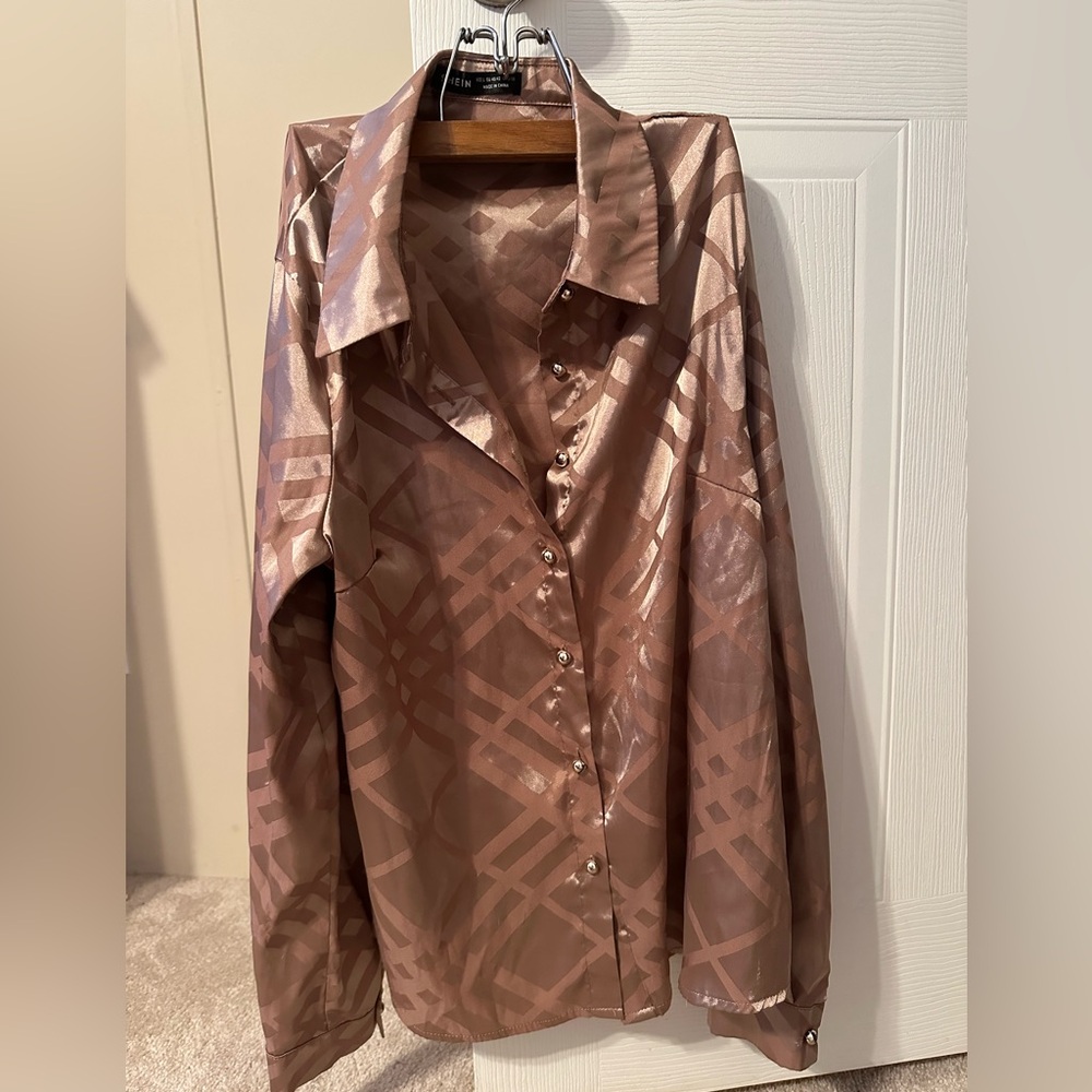 SHEIN women’s blouse